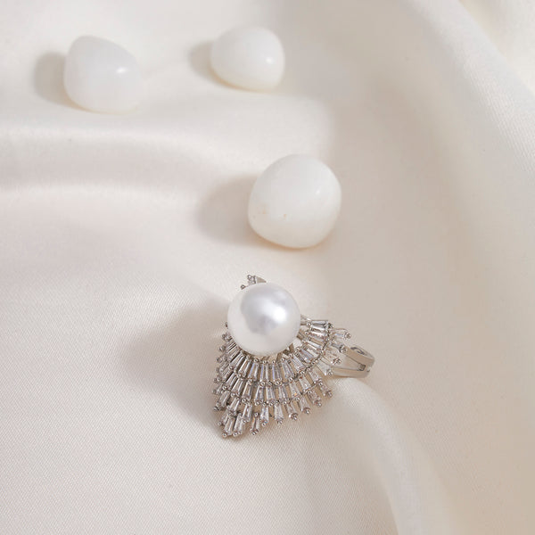 Crystal Crown Pearl Ring - Sollak Designs