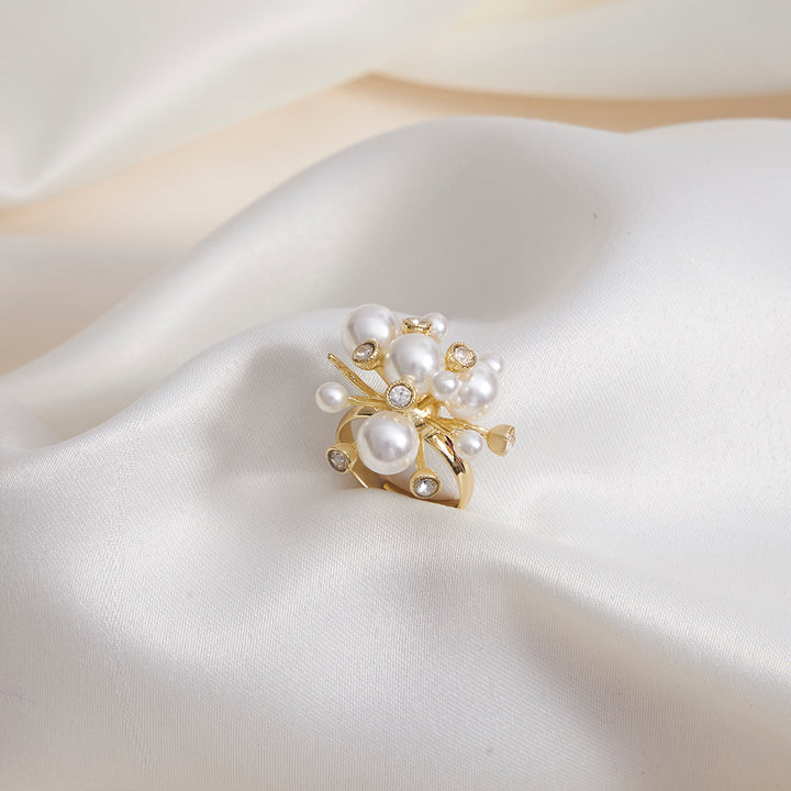 Big Pearls Flower Ring - Sollak Designs