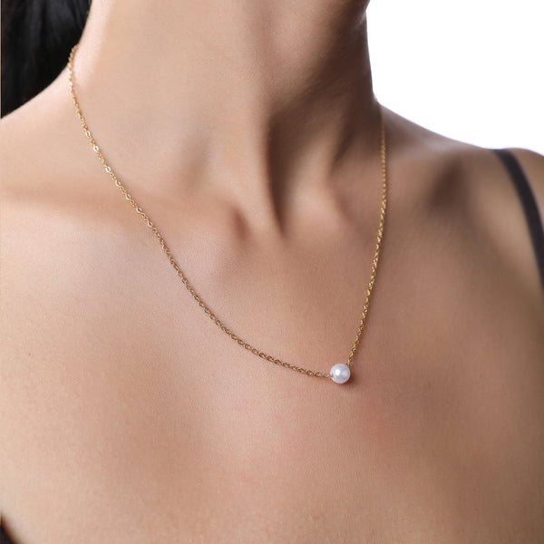 Pearl Pendant Necklace