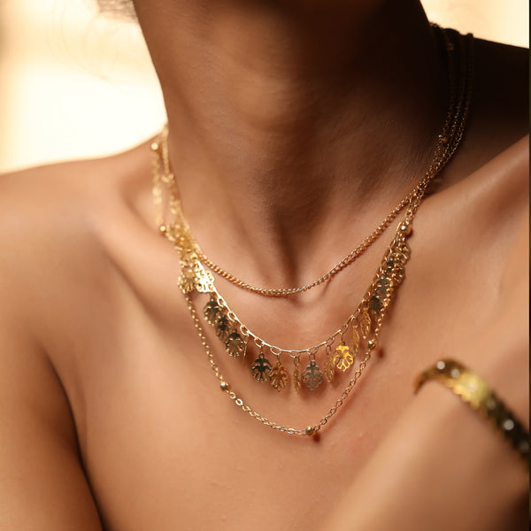 Multilayered Triple Chain With Leaf Pendants Necklace